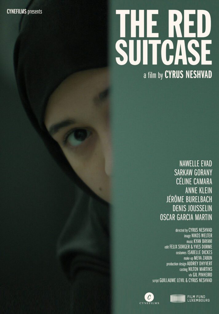 The Red Suitcase (La valise rouge)