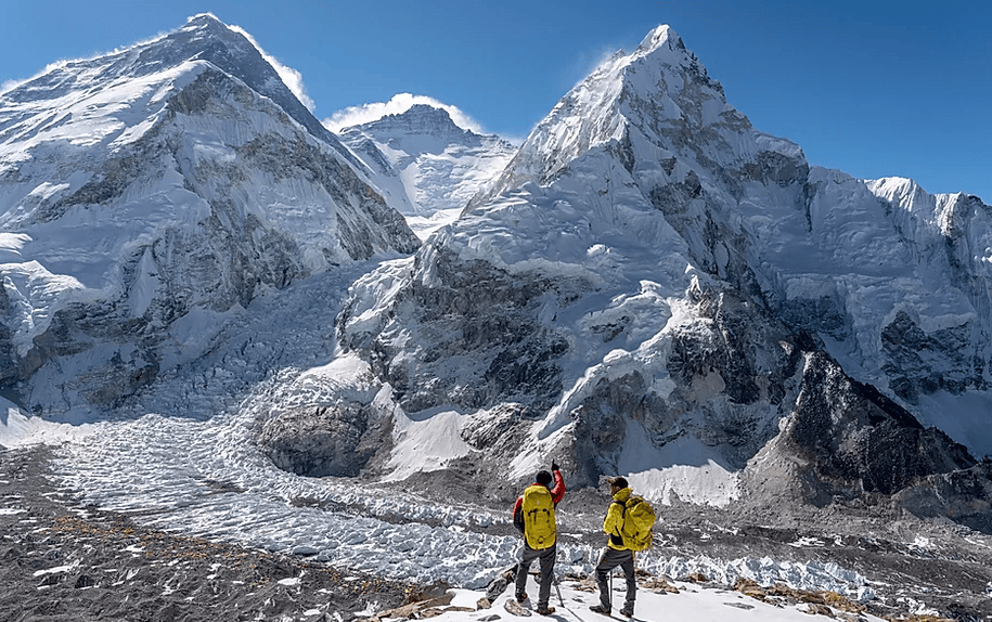 Everest VR Pavilion