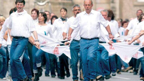Magno Tripudio - Sur les pas de la Procession dansante d’Echternach